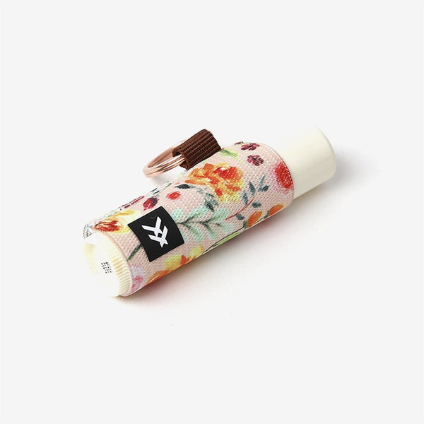 THREAD CHAPSTICK HOLDER