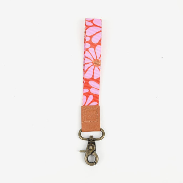 THREAD WRIST LANYARD