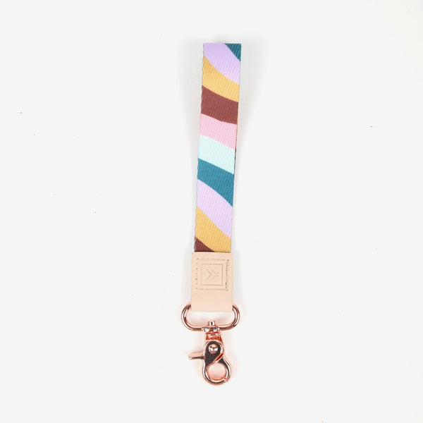 THREAD WRIST LANYARD