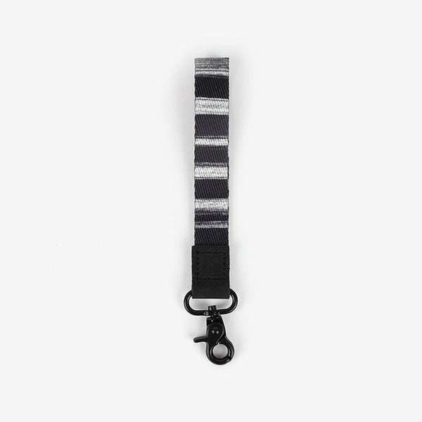 THREAD WRIST LANYARD