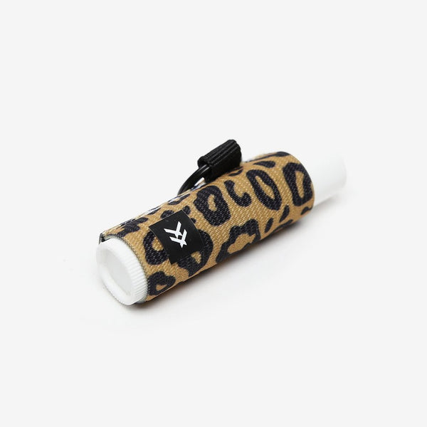 THREAD CHAPSTICK HOLDER