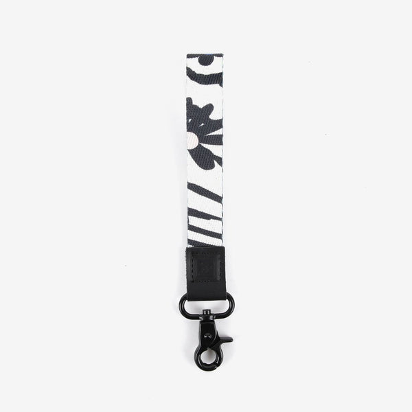 THREAD WRIST LANYARD