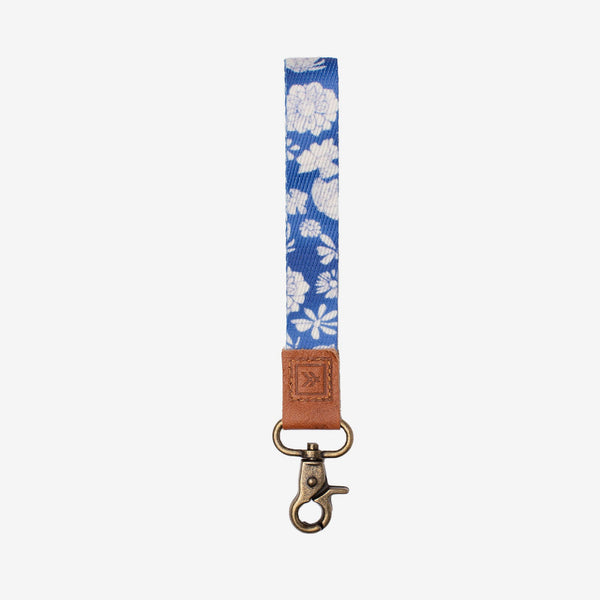 THREAD WRIST LANYARD