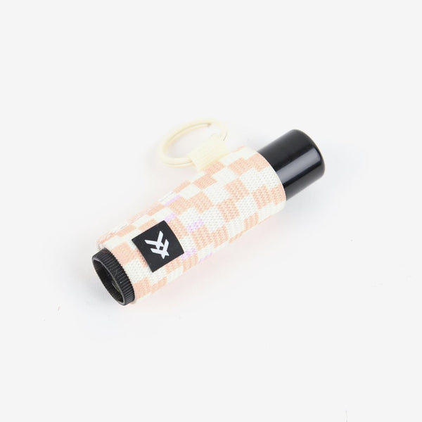 THREAD CHAPSTICK HOLDER