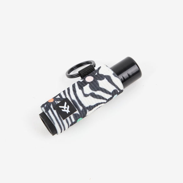 THREAD CHAPSTICK HOLDER
